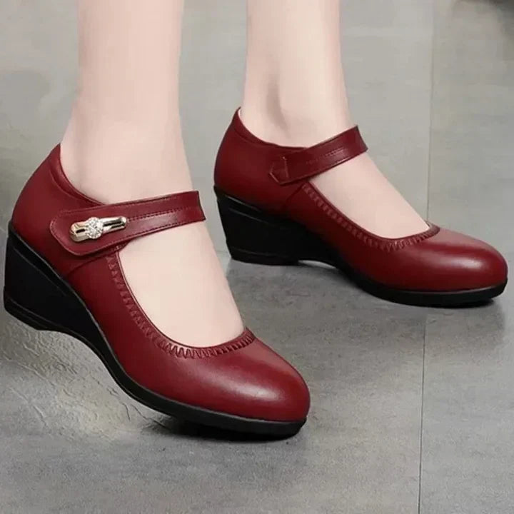 Scarpe con tacco comfort rosse vista laterale