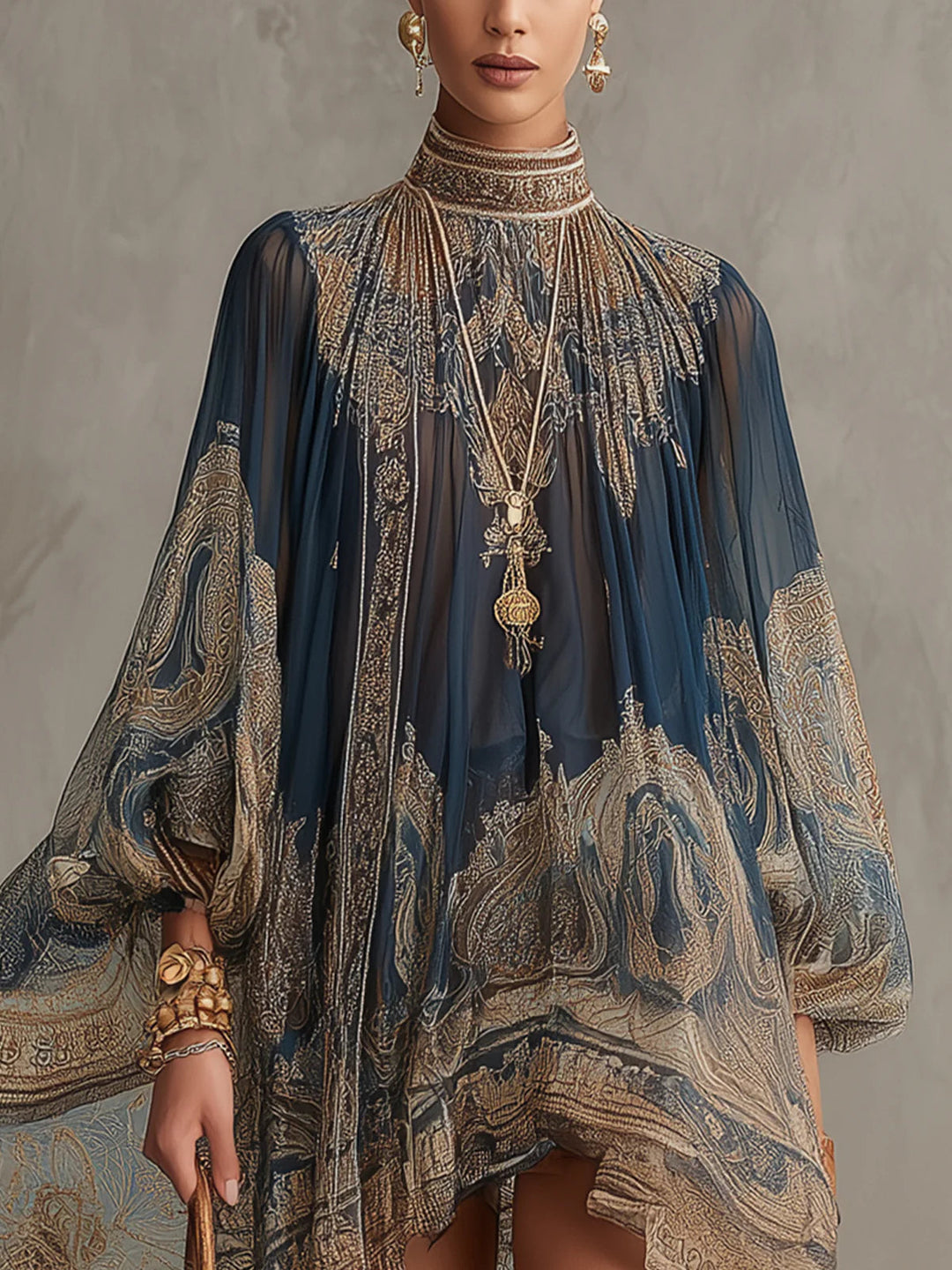Marianna | Mini abito in chiffon blu navy con stampa barocca dorata