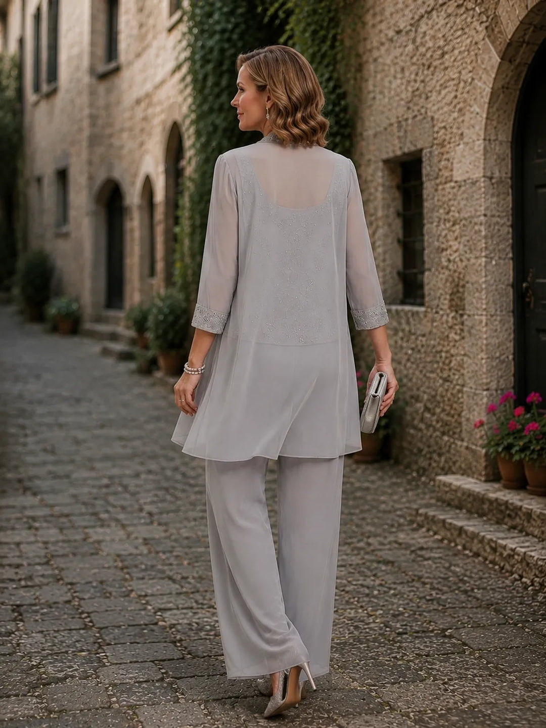 Evelyn | Completo In Tre Pezzi Ricamato Con Pantaloni