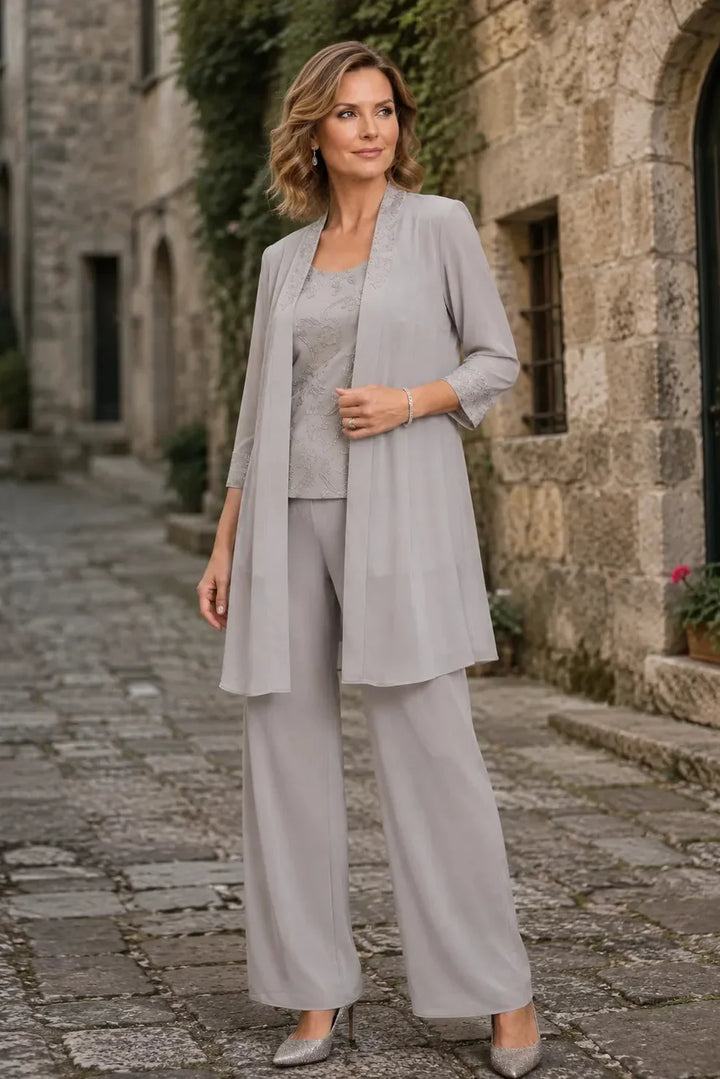 Evelyn | Completo In Tre Pezzi Ricamato Con Pantaloni