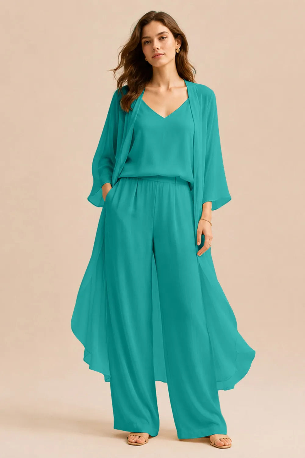 Raffinato Completo Con Canotta, Giacca In Chiffon E Pantaloni