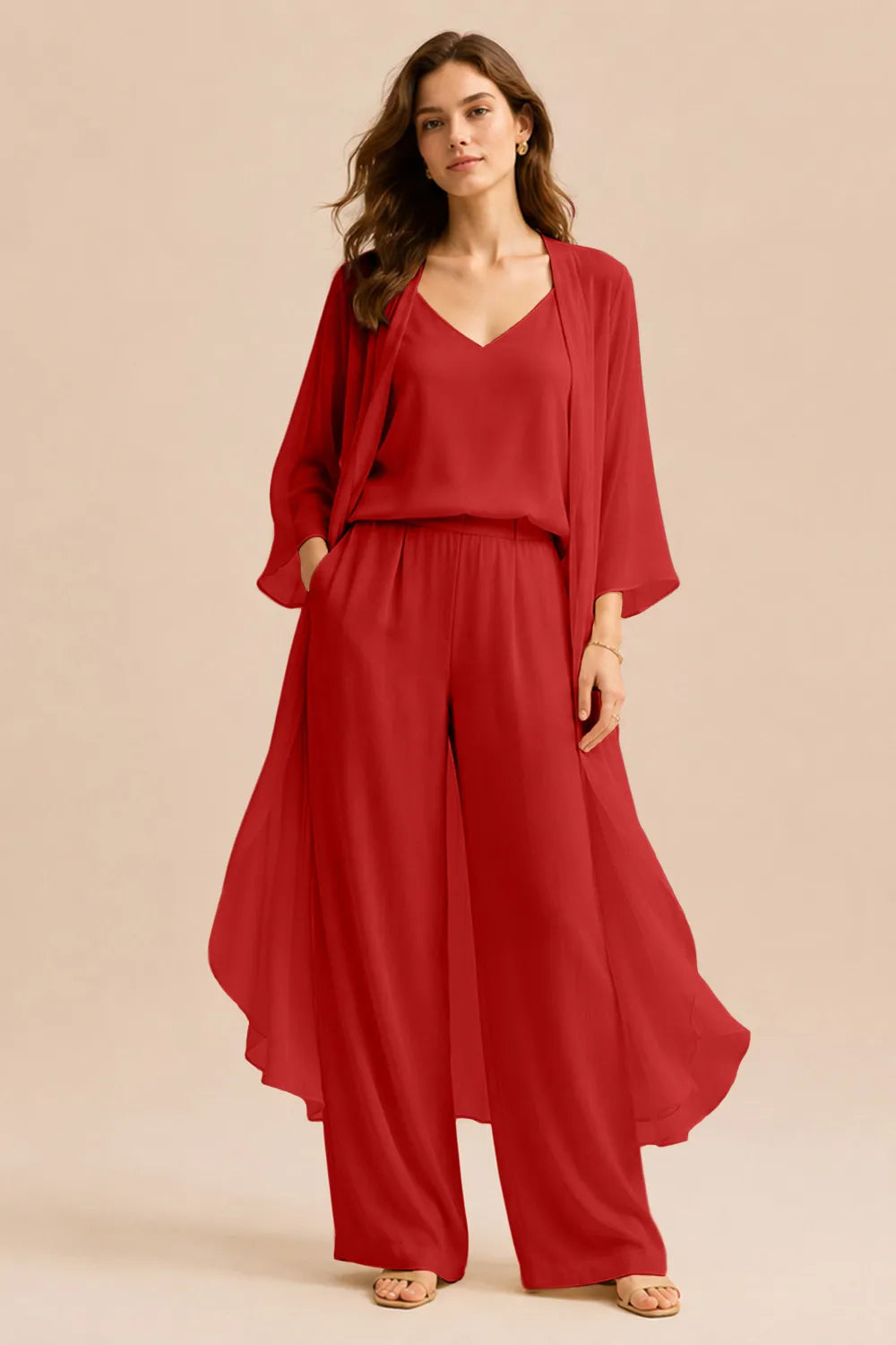 Raffinato Completo Con Canotta, Giacca In Chiffon E Pantaloni