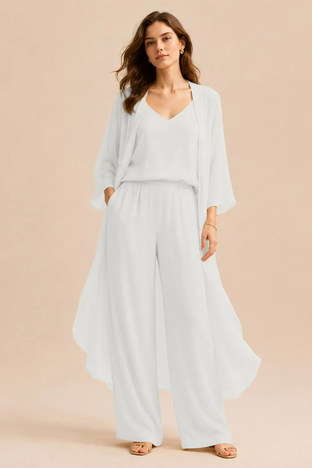 Raffinato Completo Con Canotta, Giacca In Chiffon E Pantaloni