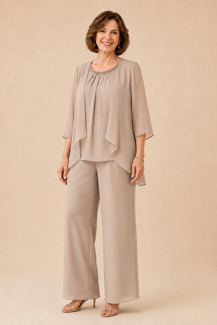 Completo Con Pantaloni E Sovrapposizione In Chiffon Per La Madre Della Sposa