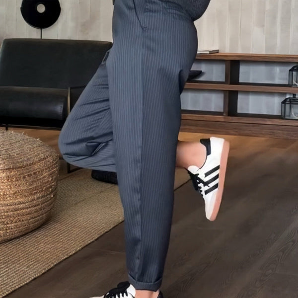 Pantaloni eleganti a righe, vestibilita dritta